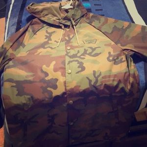 Camo- Rain coat/ wind breaker